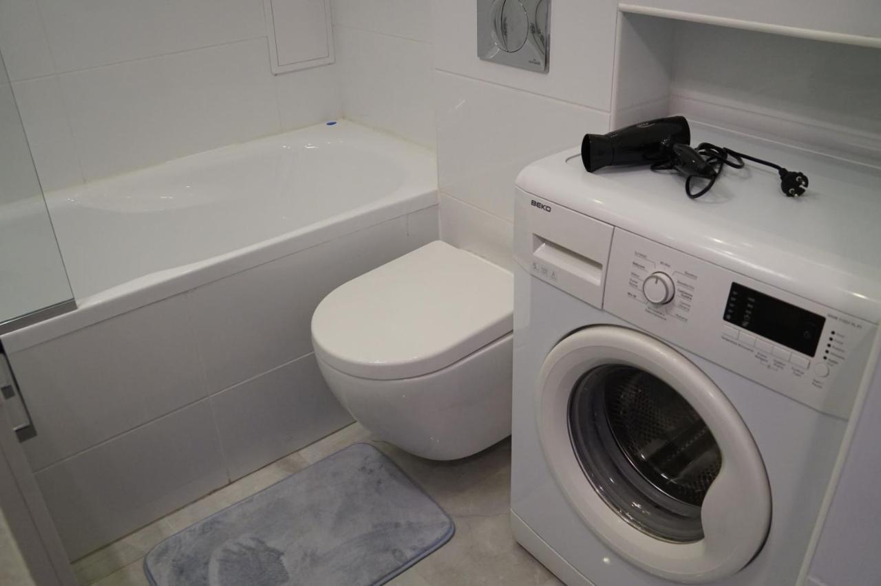 Apartament Gliwice Centrum Dunikowskiego Z Garazem Exteriér fotografie