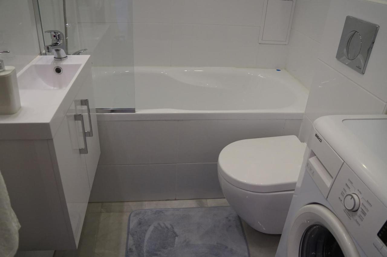Apartament Gliwice Centrum Dunikowskiego Z Garazem Exteriér fotografie